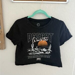 💪🏻👚 Social Culture Desert World Tour Crop Top Black Medium